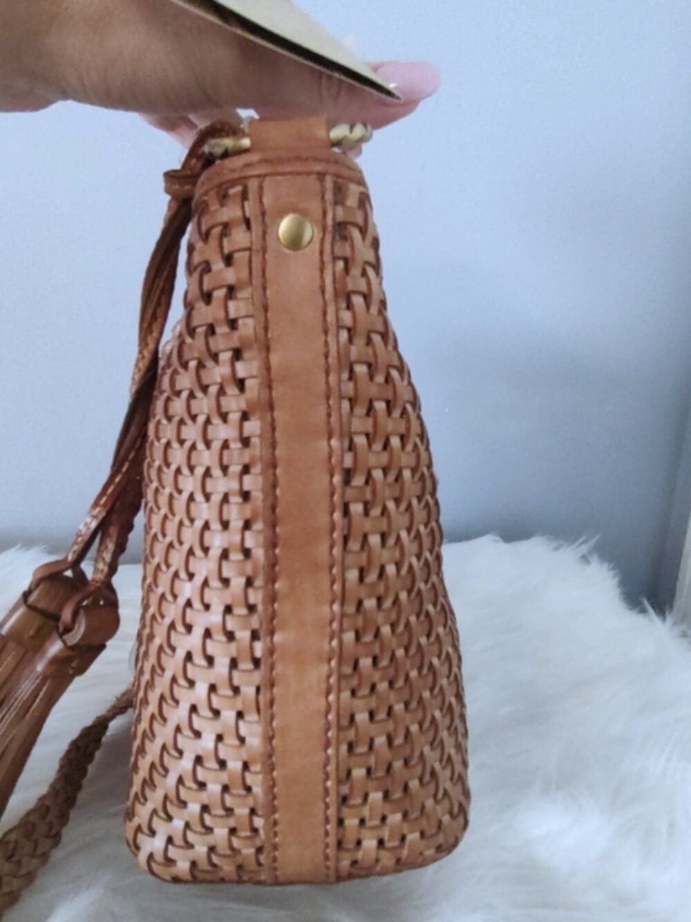 NEW Patricia Nash woven leather crossbody w/tassel NWT - Picture 6 of 12
